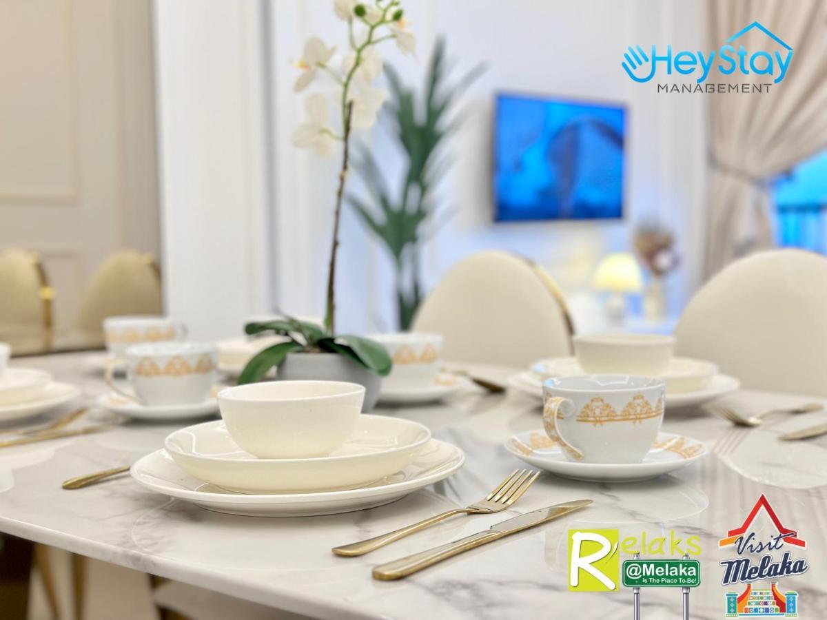 Novo 8 Residence Bachang By Heystay Management Kampong Tambak Exterior foto